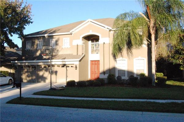 BALLANTRAE VILLAGE 04