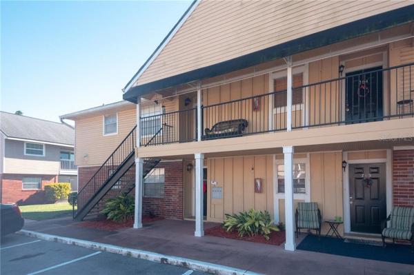 VENETIA COUNTRY CLUB CONDO