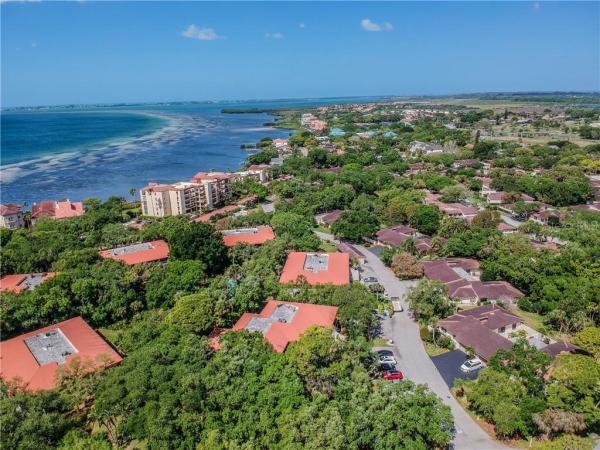 TERRACES AT WILD OAK BAY THE