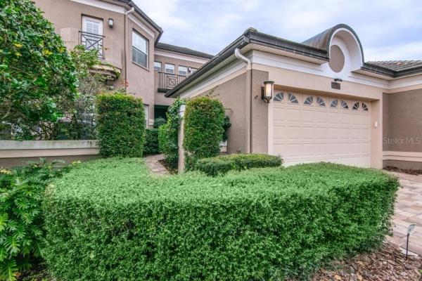 EAGLES WALK AT FEATHER SOUND