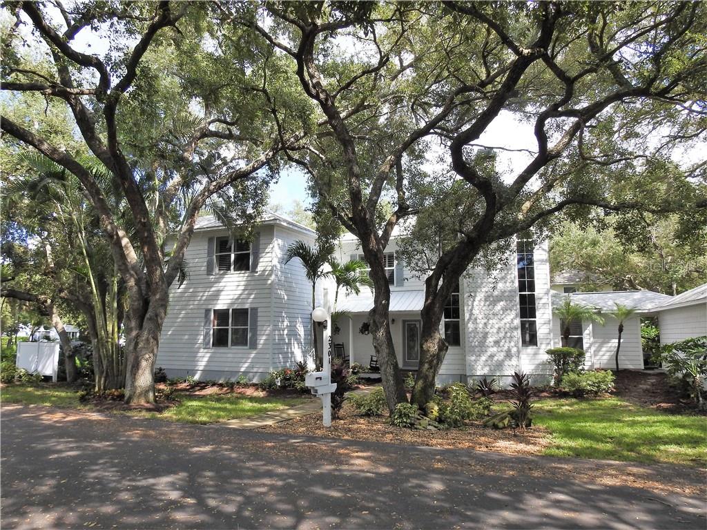 CAPETOWN VILLAGE - фото