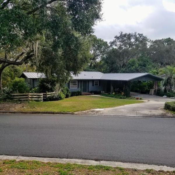 MOUNT DORA PINECREST