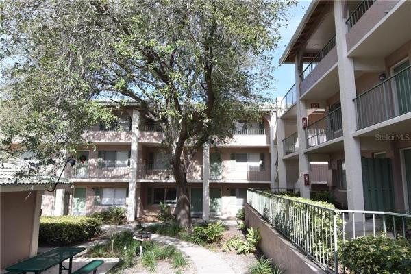 WATERSIDE AT CRANES ROOST A CONDO COMMUNITY