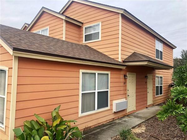 ISLAND CLUB WEST PH 02