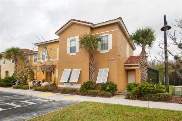 TERRA VERDE VILLLAS PH 01