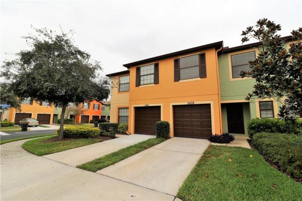 EDGEWATER AT LAKE BRANDON