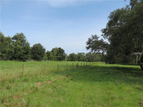 STRAWBERRY SQUARE A COOPERATIVE