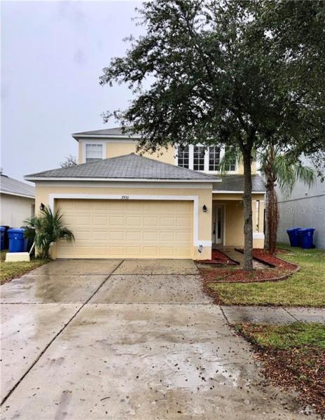 CARRIAGE POINTE PH 01