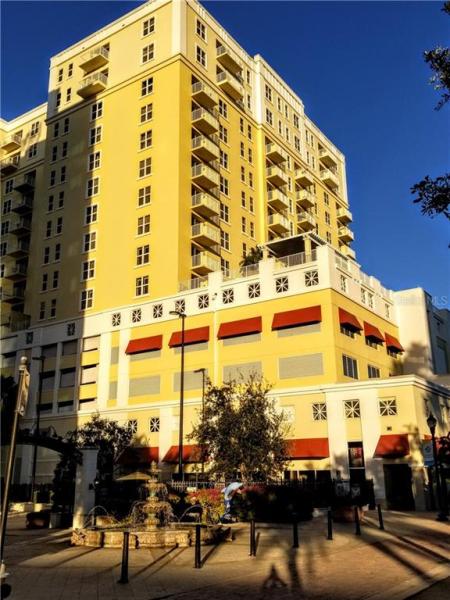 STATION SQUARE CONDO