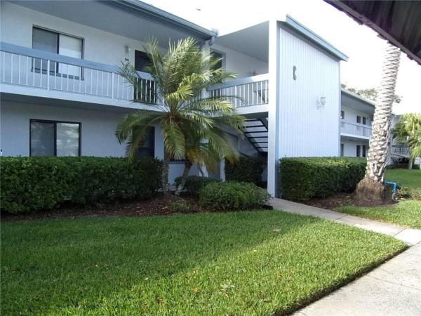 EAST LAKE WOODLANDS CONDO