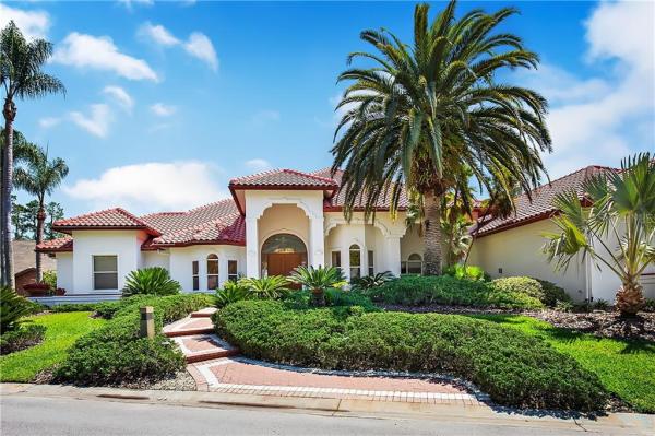 FAIRWAY VILLAGE PINELAKE