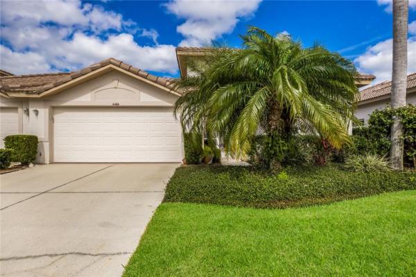 HERITAGE OAKS GOLF & COUNTRY CLUB