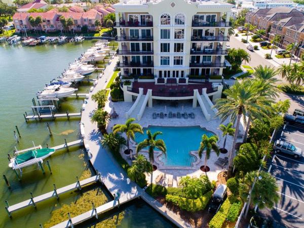 RESIDENCES AT WINDWARD PASSAGE CONDO