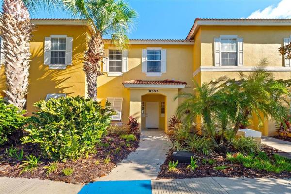 EMERALD ISLAND RESIDENCE PH 2