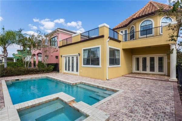 REUNION WEST VLGS NORTH