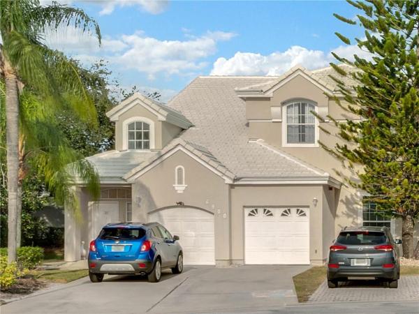 CARRIAGE HOMES AT SOUTHAMPTON