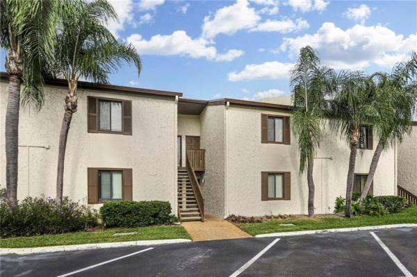 PEPPERTREE LAKE CONDO