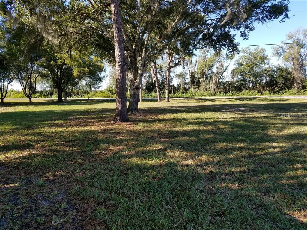 RUSKIN COLONY FARMS 01 EXT - фото