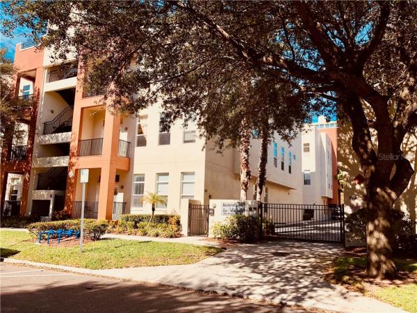 ARLINGTON LOFTS CONDO
