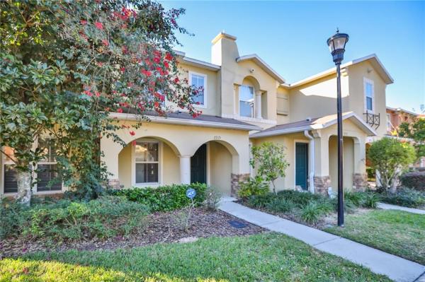 ST CHARLES PLACE PH 02