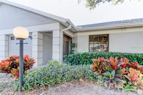 VILLAS OF FOREST PARK CONDO