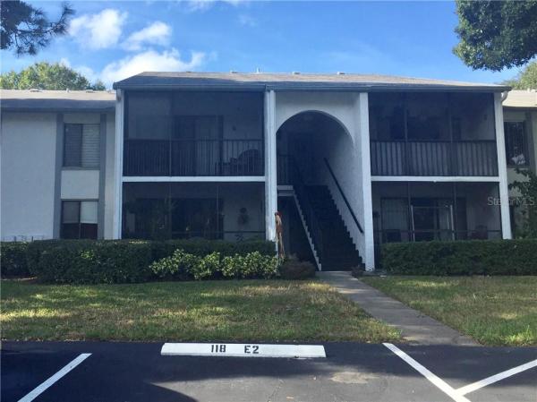 PINE RIDGE AT LAKE TARPON VILLAGE