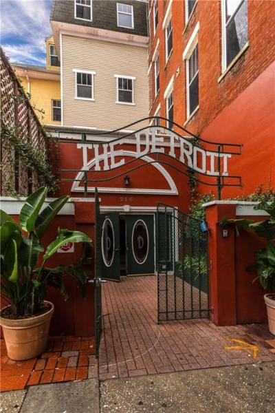 HOTEL DETROIT CONDO THE