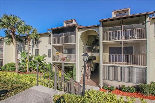 PINE RIDGE AT PALM HARBOR