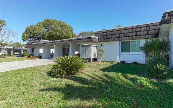 GLEN OAKS RIDGE VILLAS 2