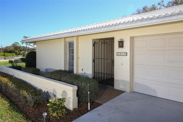 VILLAGE GREEN SEC 17