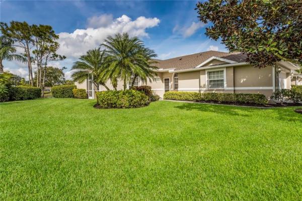 HERITAGE OAKS GOLF & COUNTRY CLUB