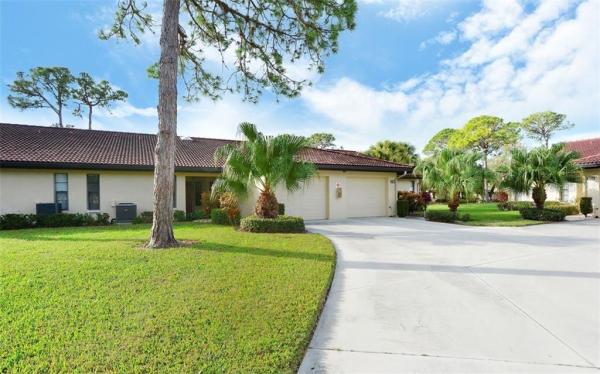 VILLAGE DES PINS III