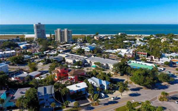 SARASOTA BEACH