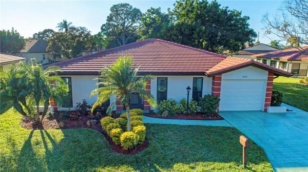 VIVIENDA AT BRADENTON I CONDO