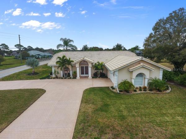 ROTONDA WEST BROADMOOR