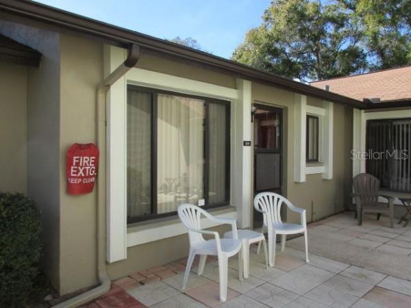 BRAEMOOR LAKE VILLAS