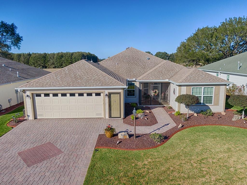 THE VILLAGES - фото