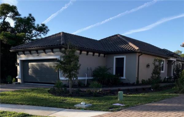 ESPLANDE ON PALMER RANCH