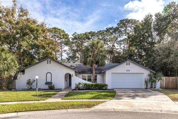 WINTER WOODS UNIT 01