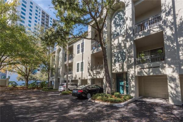 ISLAND PLACE A CONDO