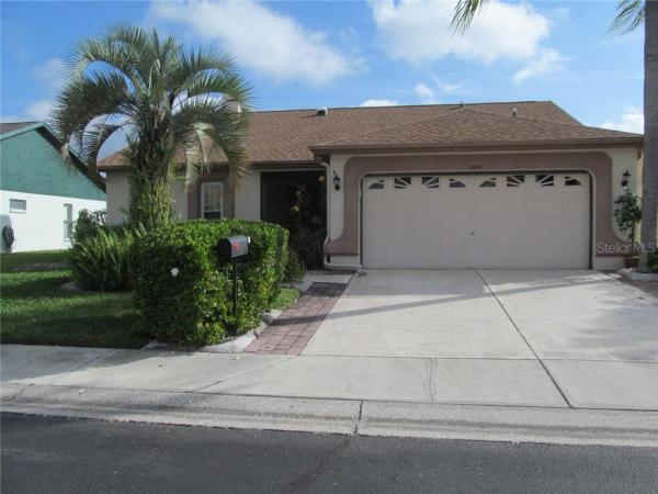 VILLAS ON GREEN A CONDO