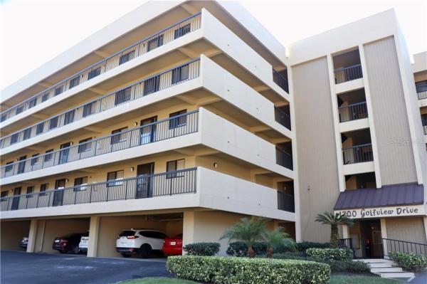 GREEN DOLPHIN PARK MID-RISE CONDO