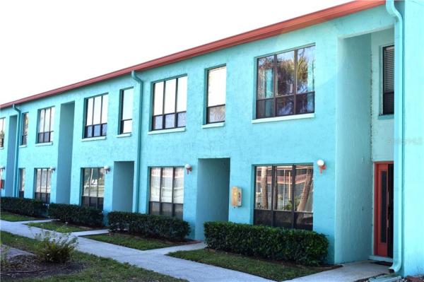 PARADISE LAKES RESORT CONDO