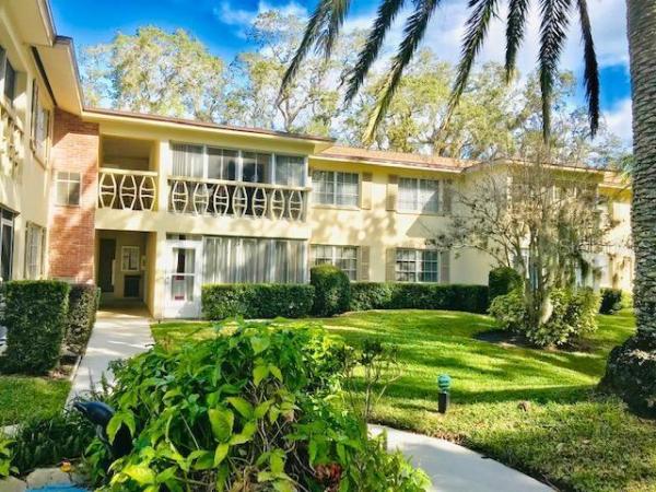 HARBOUR OAKS OF DUNEDIN CONDO