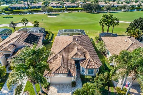 HERITAGE OAKS GOLF & COUNTRY CLUB