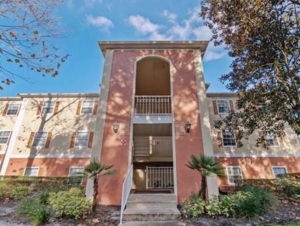 CLUBSIDE AT SABAL POINT A CONDO