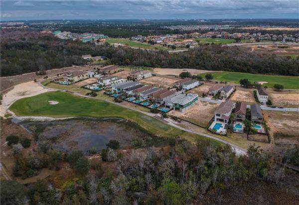 REUNION WEST VILLAGE 03A