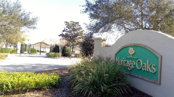 HERITAGE OAKS TWNHMS