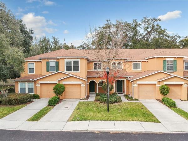 ST CHARLES PLACE PH 06