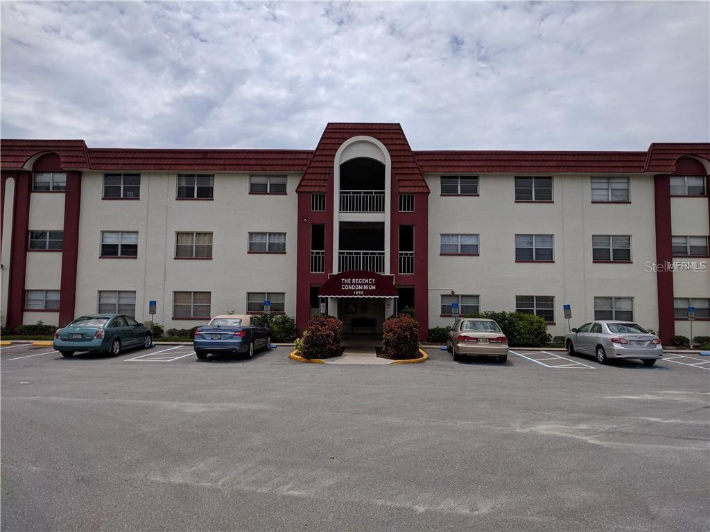 REGENCY CONDO THE - фото